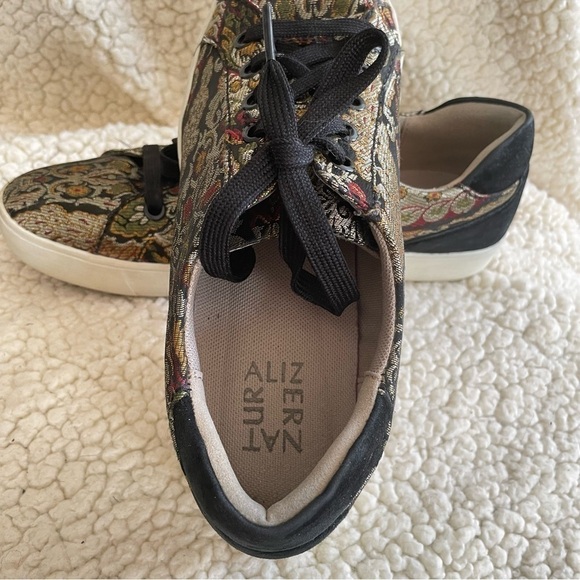 Naturalizer Morrison sneakers - Picture 9 of 9